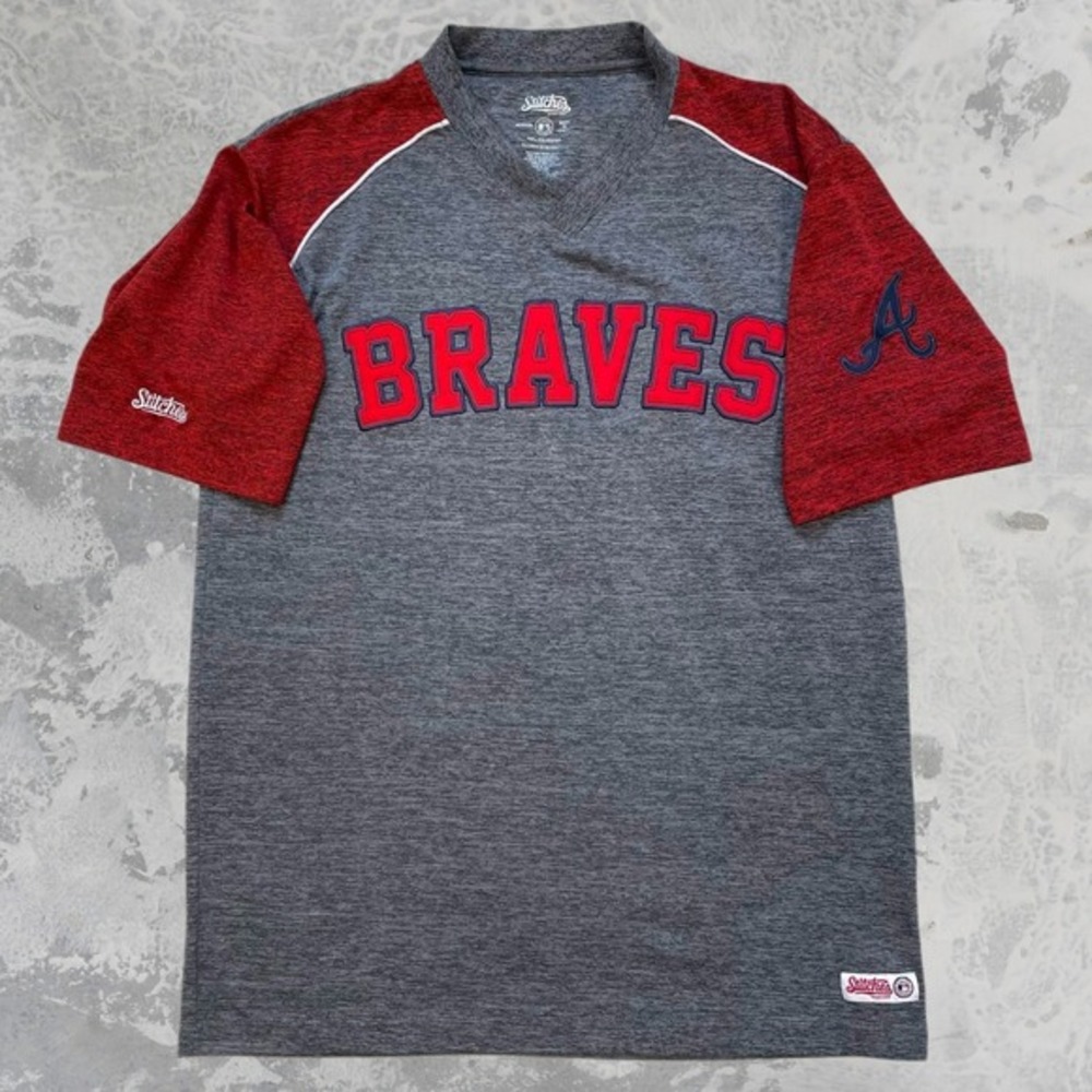 Stitches Atlanta Braves MLB Mens‎ Medium Grey Red Heather Jersey V-Neck Shirt